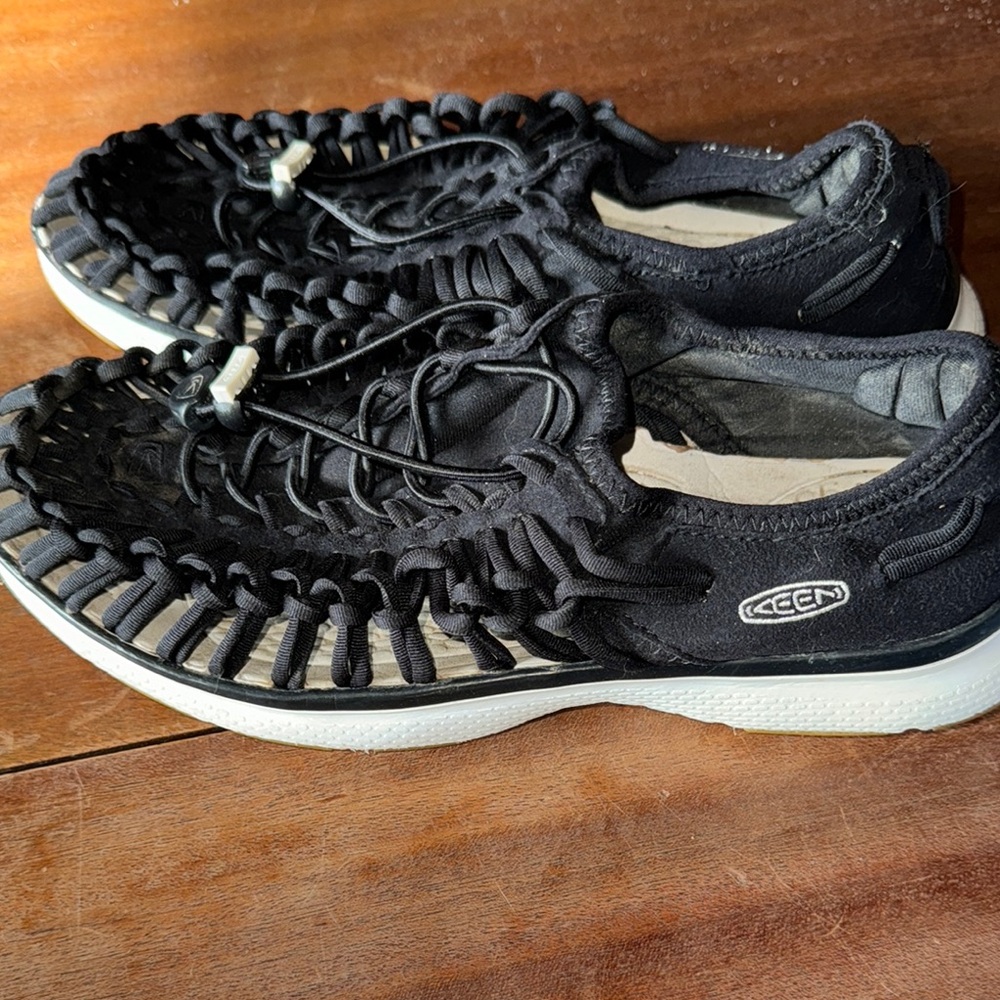 Keen Black Woven Sneakers